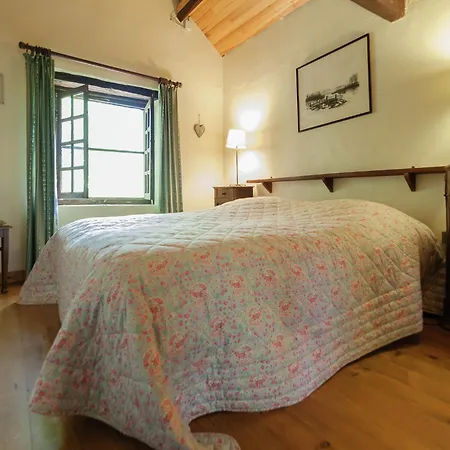 Holiday home In Les Eyzies De Tayac Sireuil With Pool *